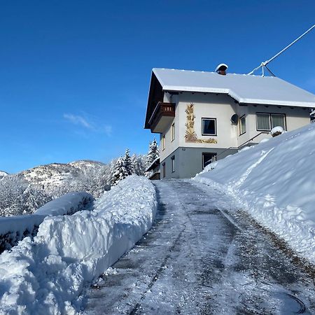 Nocky Mountains Lodge And Apartment Radenthein Luaran gambar